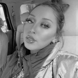 Meet your Posher, Sofia